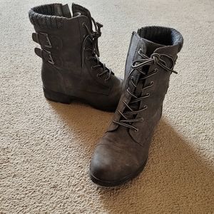 Women's boots